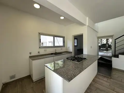 Casa en Venta al Oeste