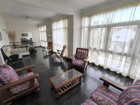 Hotel en venta Av. 10 casi 79 zona Playa Necochea