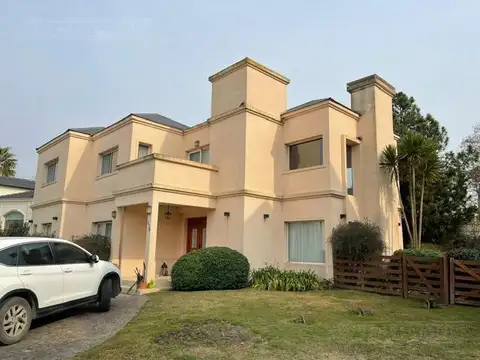 Importante casa en Venta en el Barrio Septiembre PG