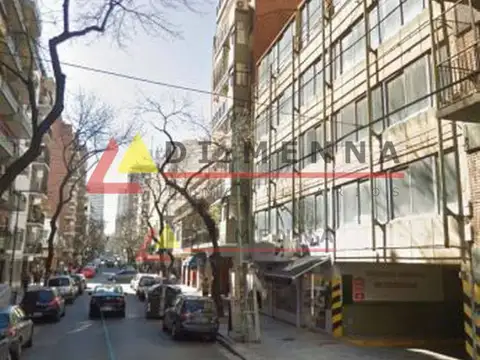 Cochera grande fija venta Belgrano Echeverría 2600