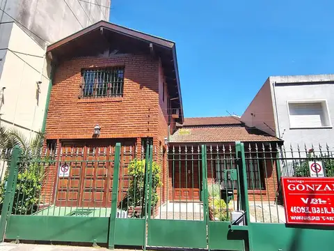 Chalet de categoria con diseño clasico