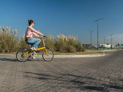 Terreno en Venta 35  mts Fondo