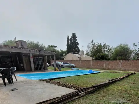 Casa en Venta con 6 cocheras