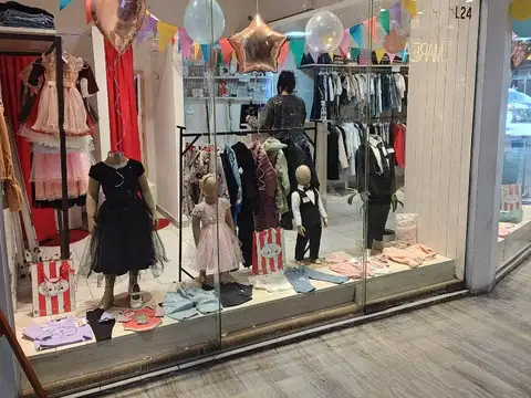 LOCALES EN VENTA EN GALERIA DE LA AV REAL