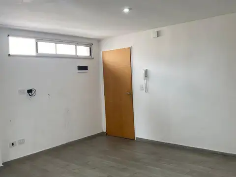 Departamento en alquiler - Centro de San Martin 200 metros de la plaza-