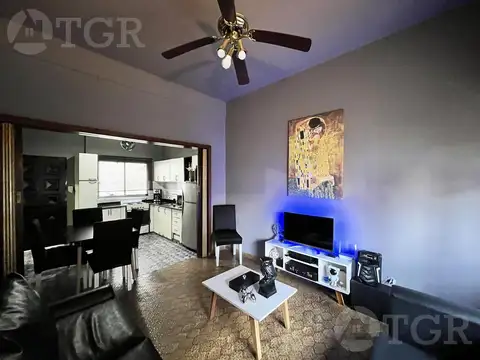 Depto Tipo Casa en Venta 45 años