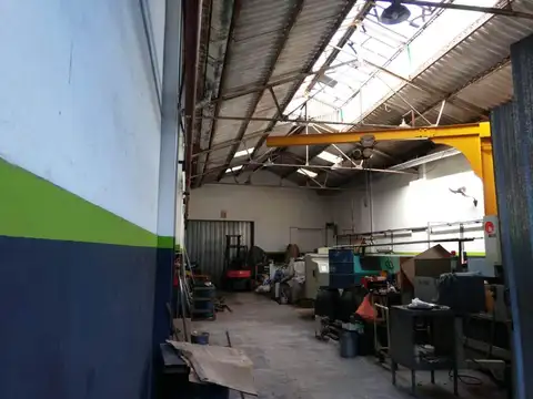 Galpon en Venta en Pompeya, USD 550.000