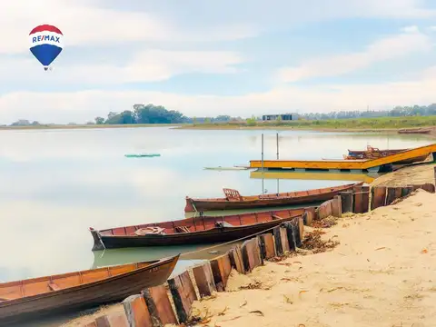 Terreno en Venta de 2069,0 m2