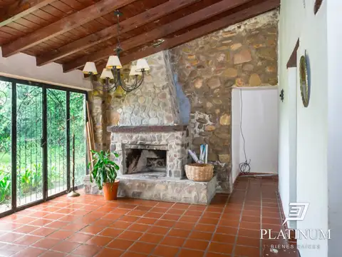 VENTA Casa 3 Dormitorios en San Lorenzo con piscina  | Excelente Ubicación 100