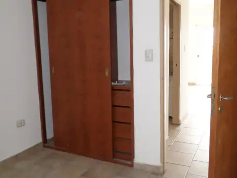 Departamento en Alquiler en Villa Luro, $ 400.000