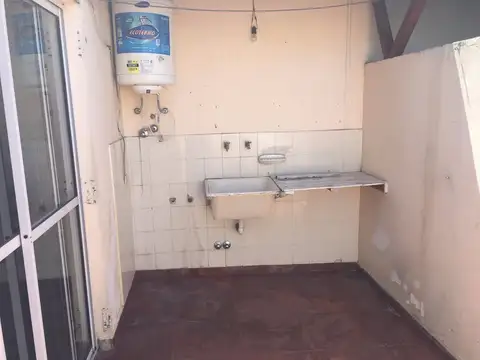 Av Dr Velez Sarsfield 4300, Piso 1