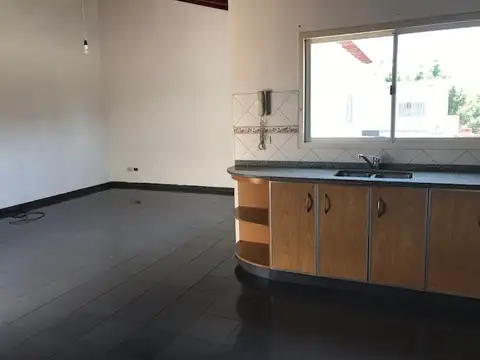 Av Dr Velez Sarsfield 4300, Piso 1