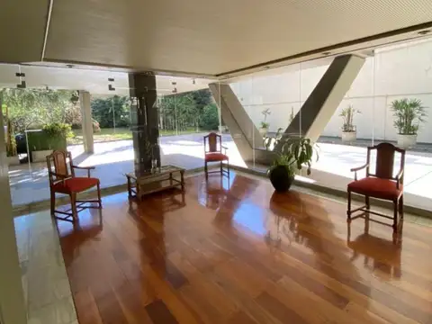 Cochera en Venta Fija