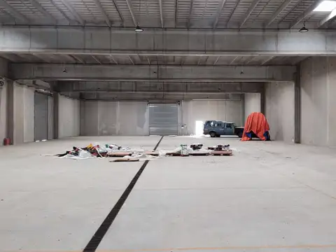 Galpón 1300m2 S/Lote 60x150 C/red de incendio