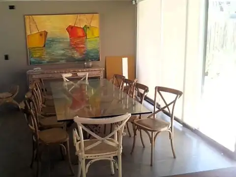 Casa en Alquiler de 4 dormitorios