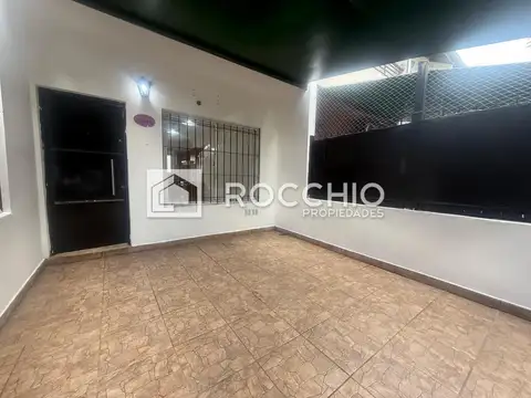 Depto Tipo Casa en Alquiler de 3 ambientes