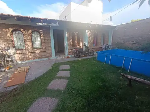 Casa 6 ambientes con 3 baños