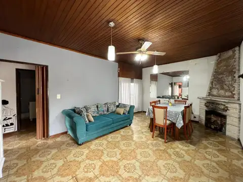 Depto Tipo Casa en Venta de 3 ambientes
