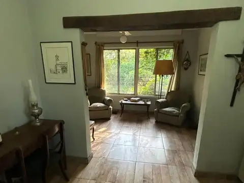 Casa 3 ambientes con 2 baños