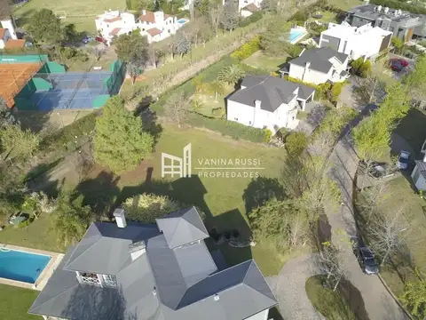 Terreno en Venta de 866,0 m2