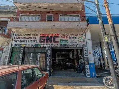 Venta Casa con Galpon en Villa Lynch, San Martin