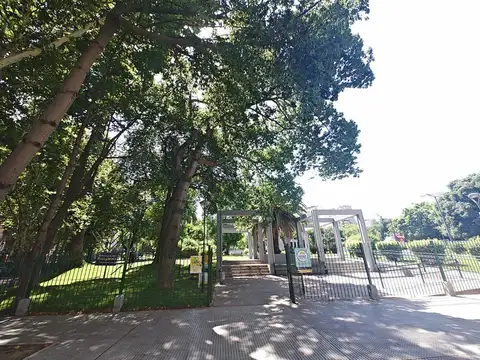 Dos ambientes luminoso frente a Plaza Del Angel Gris