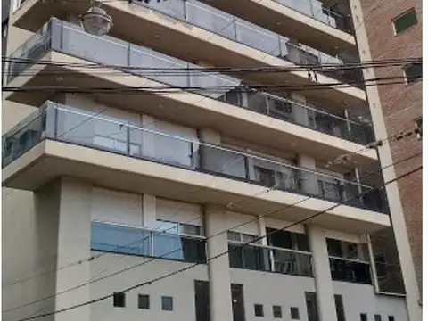 HERMOSO PISO / NUEVISIMO / DETALLES CALIDAD / 2 O 3 DORMITOR