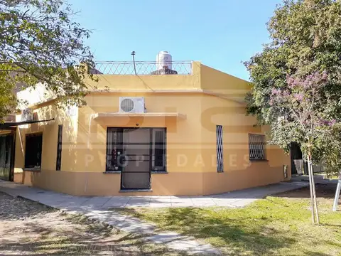 Estrada al 4000 esquina Saavedra