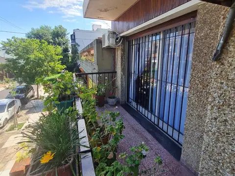 Maturana 4700, Piso 1