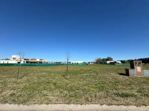 ADG. Lote interno en Barrio Monet