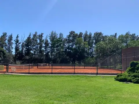 ADG. Lote interno en Barrio Monet