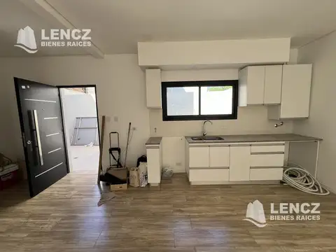 Depto Tipo Casa en Venta en Quilmes, USD 80.000