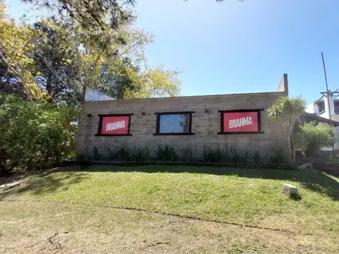 Local en Venta en Villa Gesell, USD 270.000