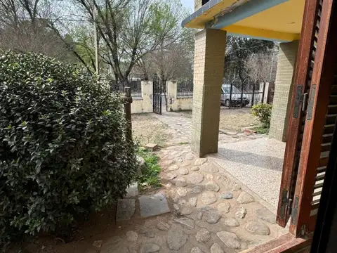 CASA-SANTRA ROSA D CALAMUCHITA