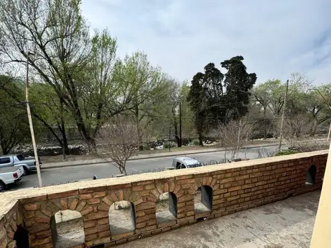 EN VENTA HERMOSA CASA EN SANTA ROSA DE CALAMUCHITA, BARRIO VILLA SANTARELLI