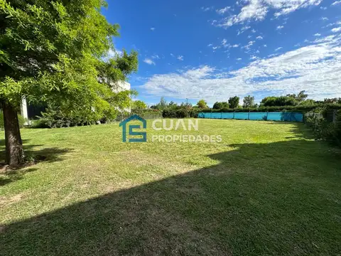 Terreno en Venta en Ayres Plaza, USD 239.000