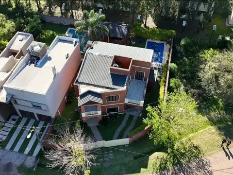 CASAS - CHALET - RIO MANSO, RESISTENCIA