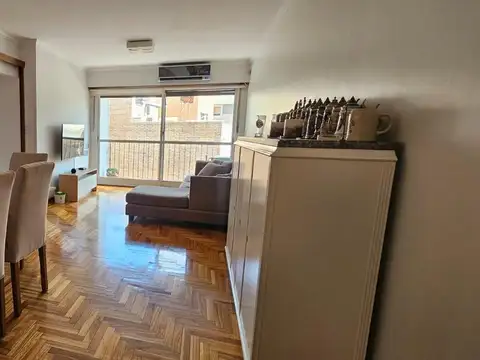 Av. de Los Incas  al 3200