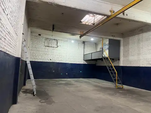 Galpon en Alquiler en Lanus Este, USD 2.500