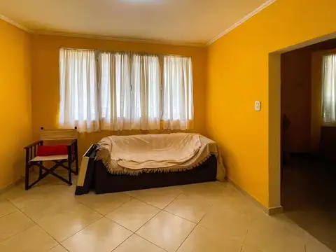 Depto Tipo Casa en Venta de 5 ambientes