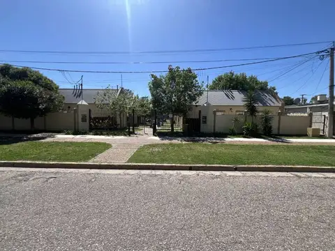 VENTA/COMPLEJO DE DEPARTAMENTOS/ALTA RENTABILIDAD