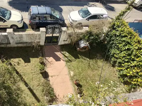 Depto Tipo Casa en Alquiler de 3 ambientes