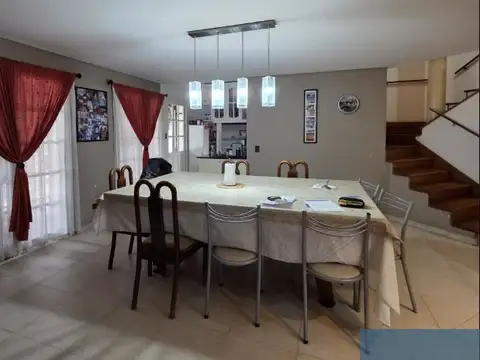 Casa en Venta en Barrio Parque Leloir, USD 550.000