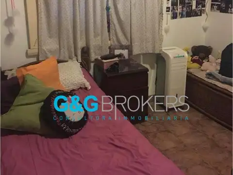 CHALET PRÓXIMO AUTOPISTA - ITUZAINGO