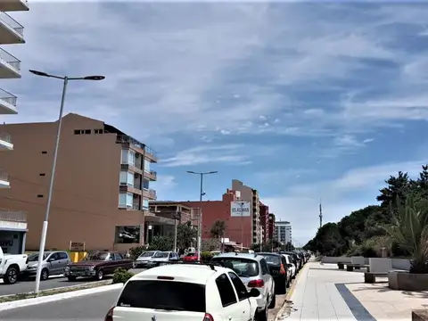 Av.Costanera 2400, Piso 3