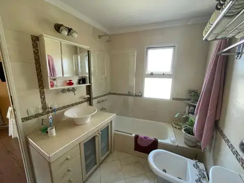 Depto Tipo Casa en Venta de 4 ambientes