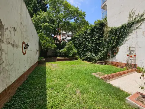 Depto Tipo Casa 4 ambientes con 2 baños