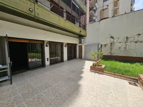 Depto Tipo Casa en Alquiler 40 años