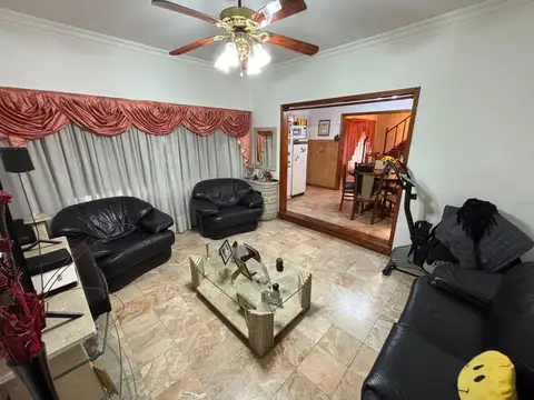Depto Tipo Casa en Venta con 1 cocheras
