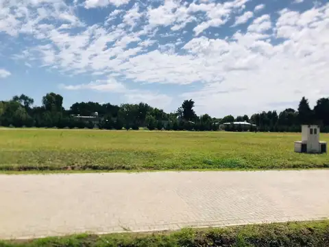 TERRENO EN DEVELOPER PARK